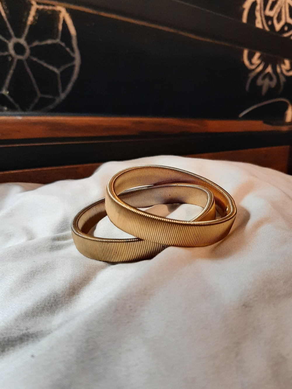 Men's Gold Tone Textured Bangle Bracelet